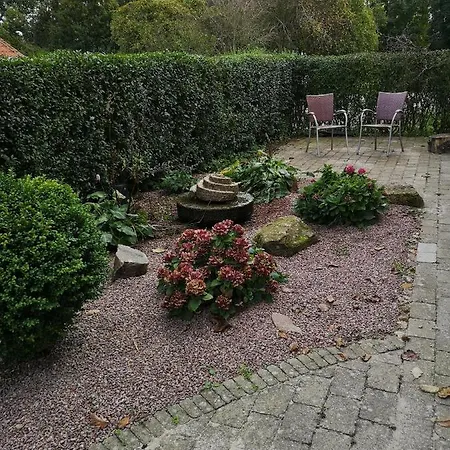 Safine Bed & Breakfast 4*