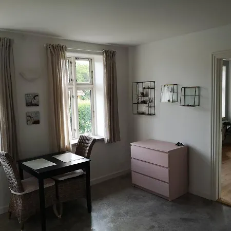 Safine Bed & Breakfast 4*