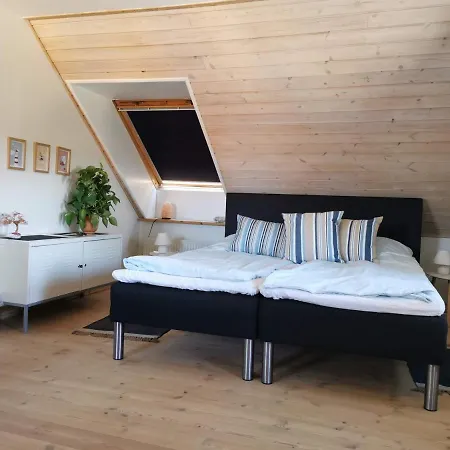 Safine Bed & Breakfast 3*